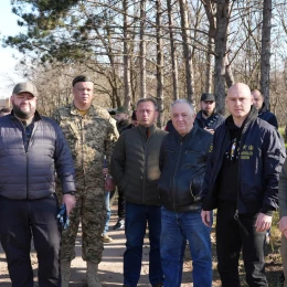 На Миколаївщині розпочали відновлення лісів, знищених під час боїв Миколаїв. Фото: Миколаївська ОВА