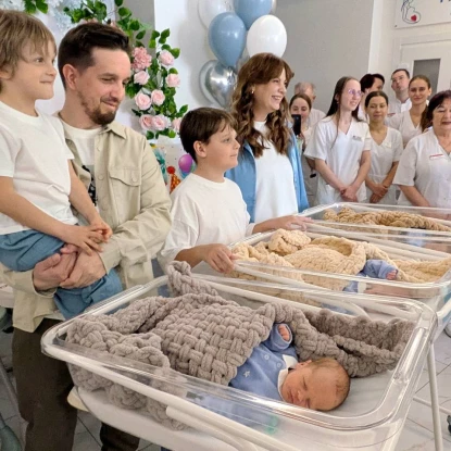 В Одесі з пологового будинку виписали трійню, яку врятували після атаки дрона. Фото: Одеська міська рада