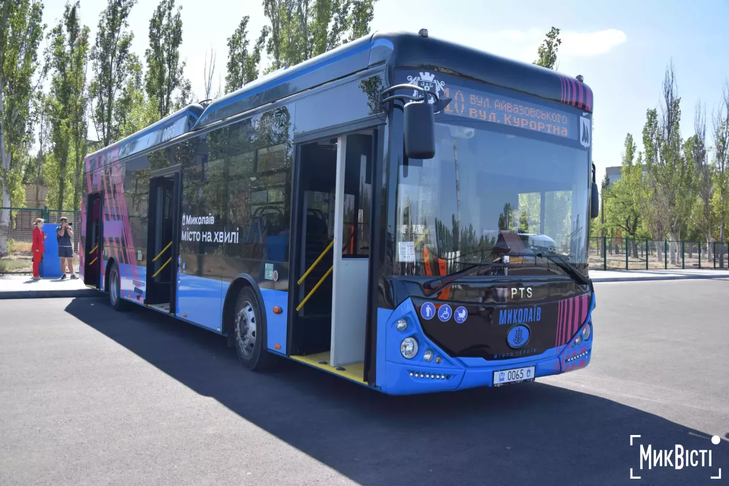 У Миколаєві містяни скаржаться на великі інтервали руху тролейбусів на п’яти маршрутах. Фото: архів МикВісті
