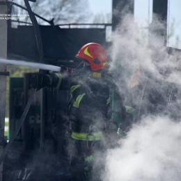 Пожежа на АЗС внаслідок атаки. Фото: голова Дніпропетровської ОВА