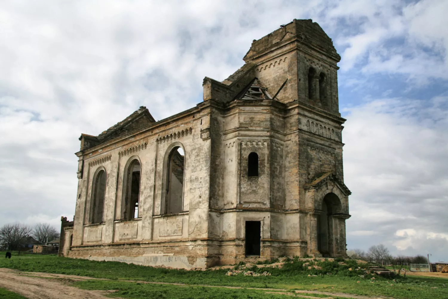 Німецька церква у Червонопіллі. Фото: Микита Перегрим