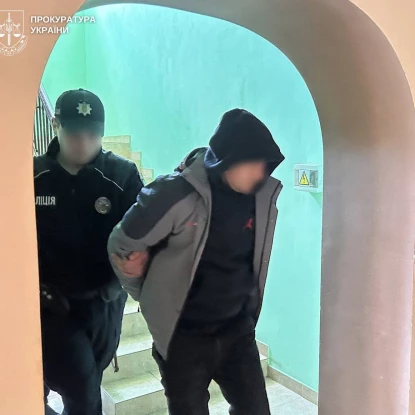 Підозрюваних в умисному вбивстві фермера на Миколаївщині взяли під варту. Фото: Прокуратура Миколаївської області