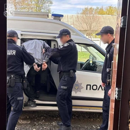 Підозрюваних в умисному вбивстві фермера на Миколаївщині взяли під варту. Фото: Прокуратура Миколаївської області