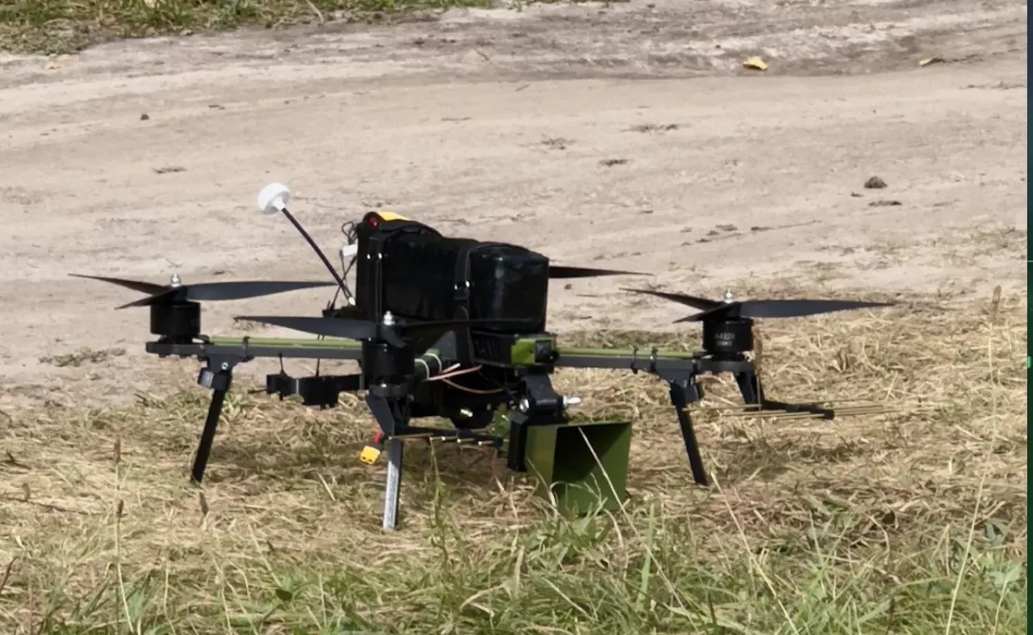 Виробник дронів з України дронів отримав запит на захист судна в Ормузькій протоці. Фото: TAF Industries