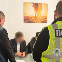 У Південноукраїнську посадовців та підприємця підозрюють у розкраданні майже 7 мільйонів, фото поліції Миколаївської області