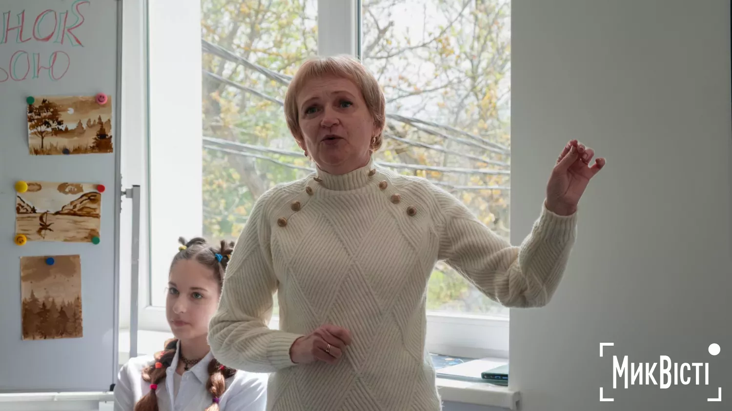 Відкриття школи у будівлі абмулаторії в селі Заводське. Фото: НикВести