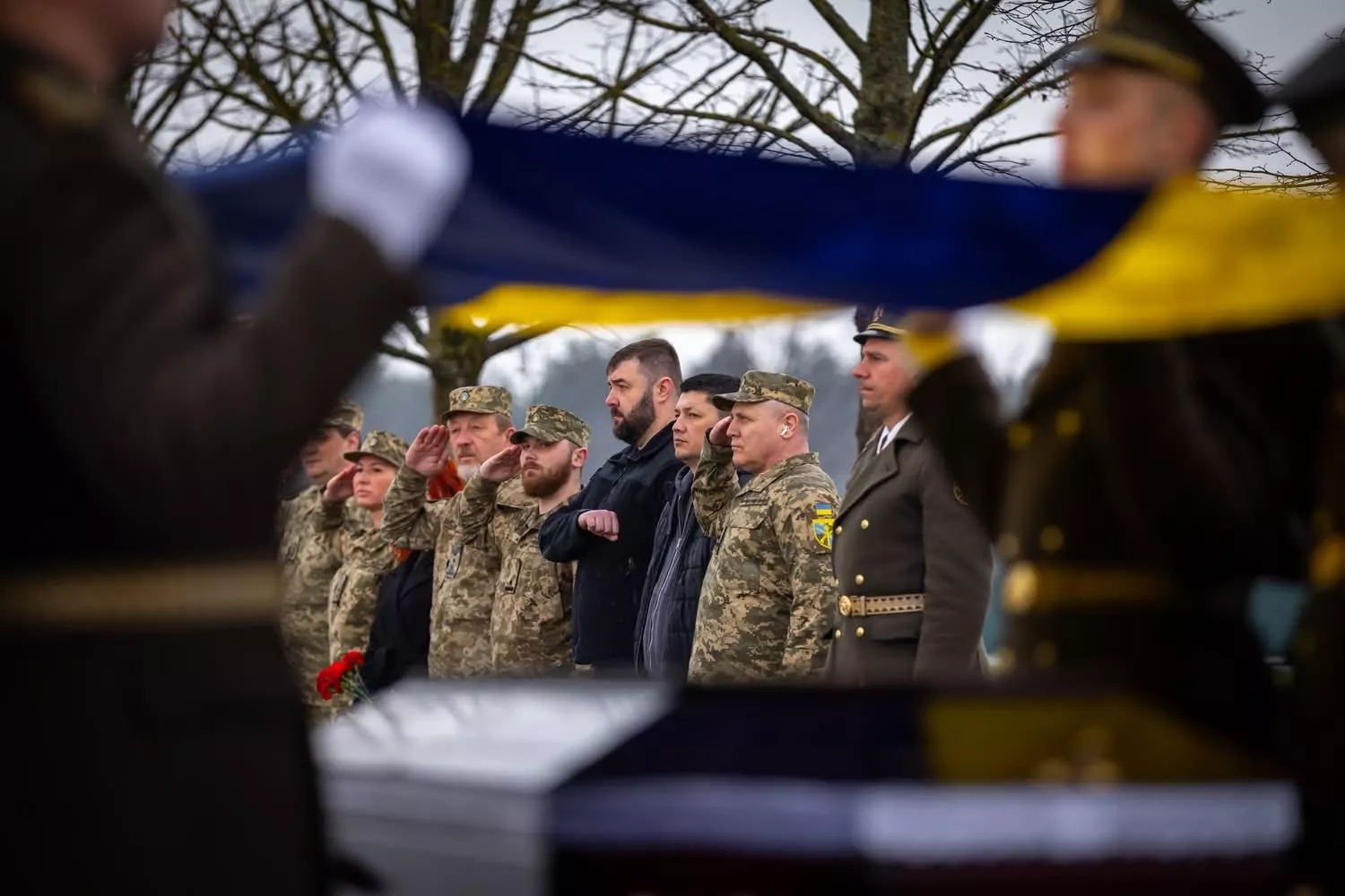 У Києві поховали п’ятьох неідентифікованих миколаївських військових. Фото з фейсбук-сторінки Миколаївської ОВА
