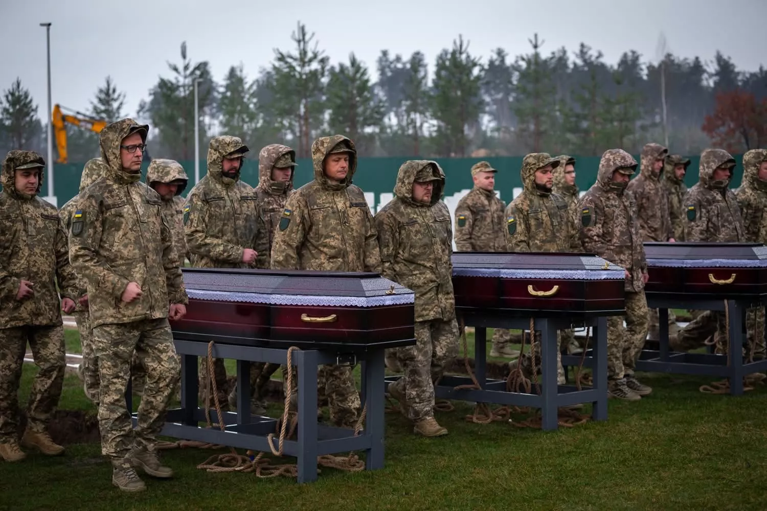 У Києві поховали п’ятьох неідентифікованих миколаївських військових. Фото з фейсбук-сторінки Миколаївської ОВА