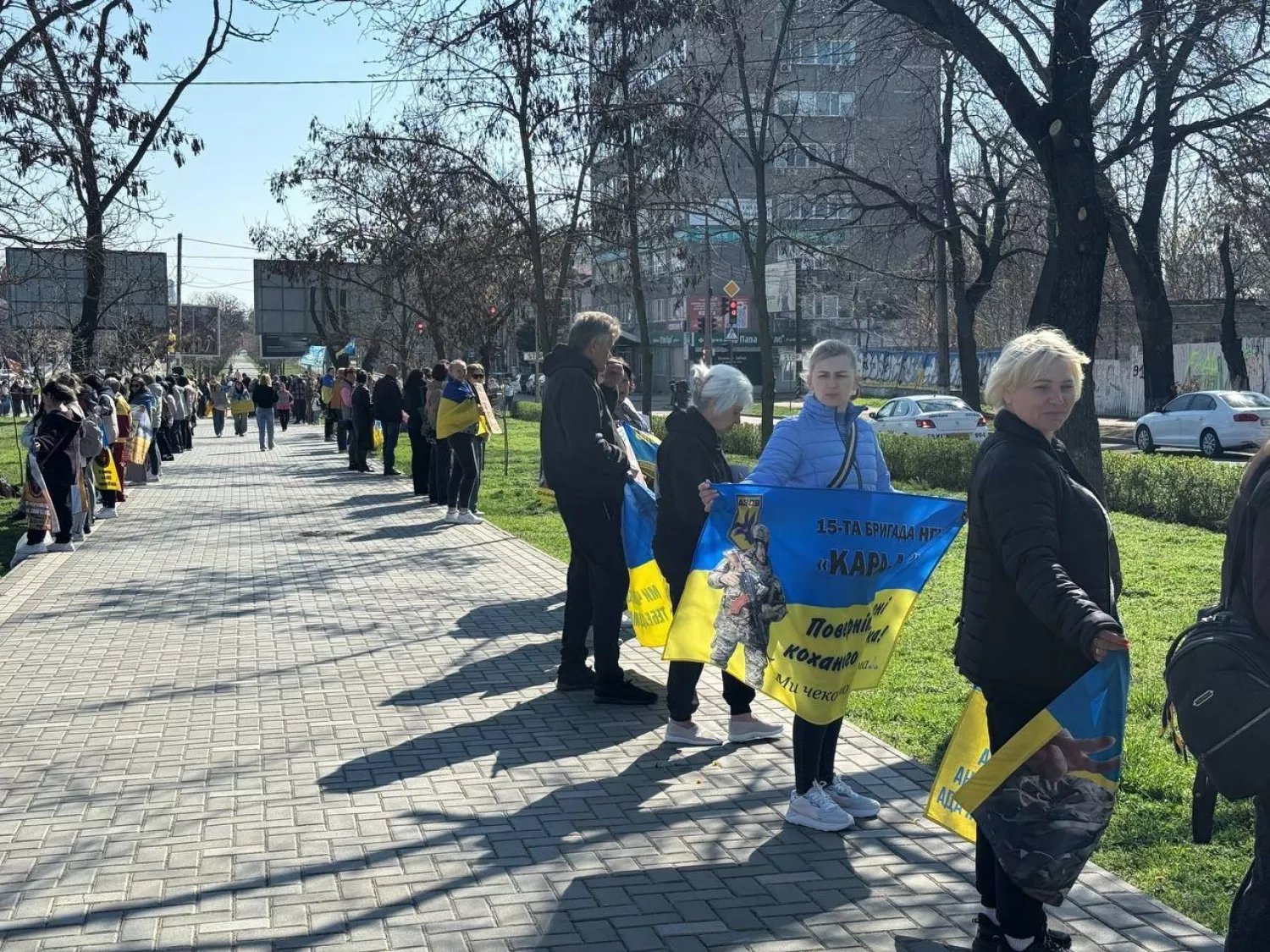 Миколаївці 5 квітня вийшли на акцію-нагадування про військовополонених. Фото: Олександр Сєнкевич
