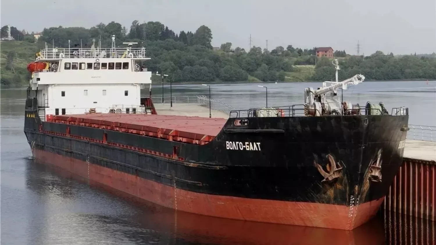 В Азовському морі затонуло судно з пшеницею. Фото: Володимир Сальдо
