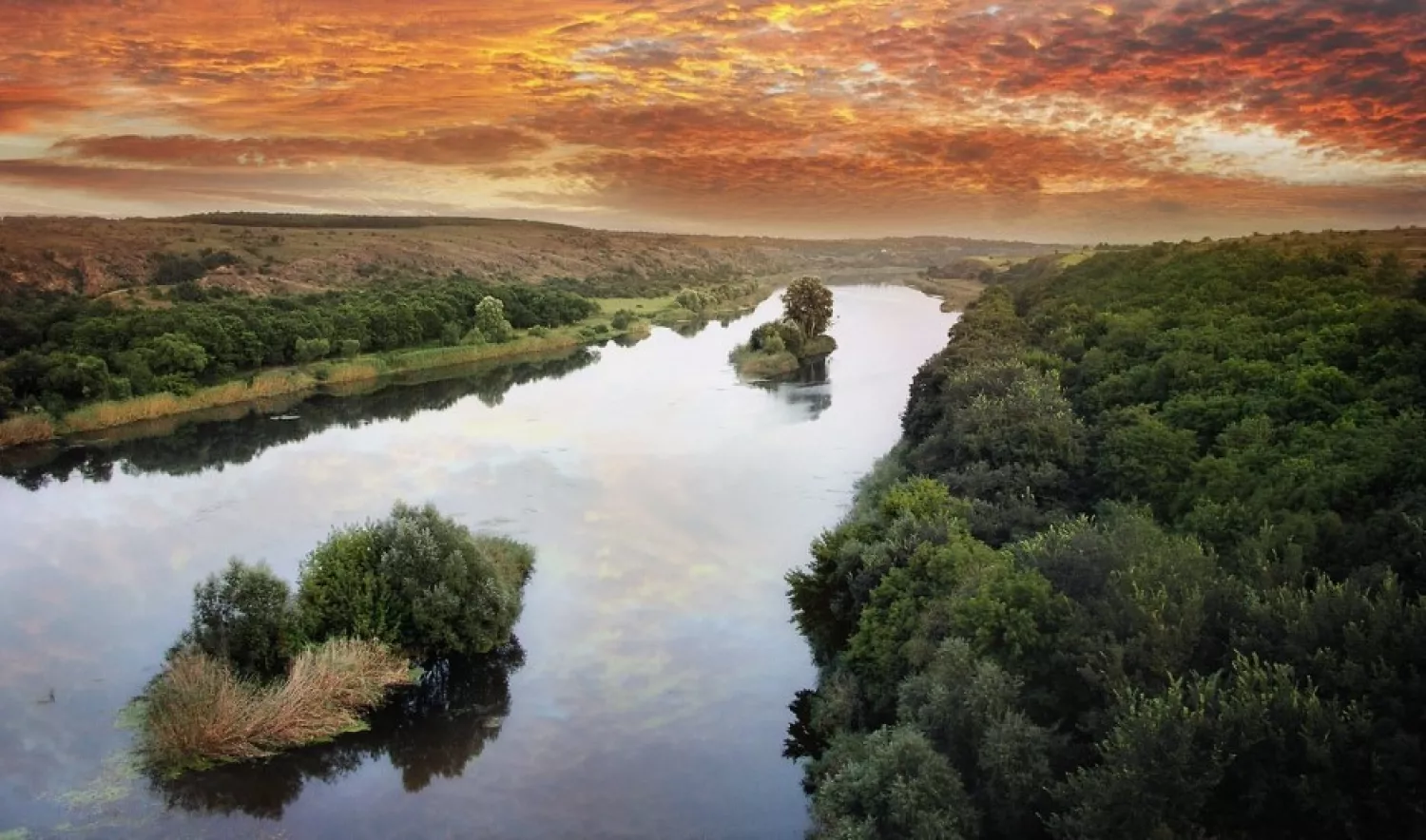 Південний Буг. Ілюстративне фото Travel in style