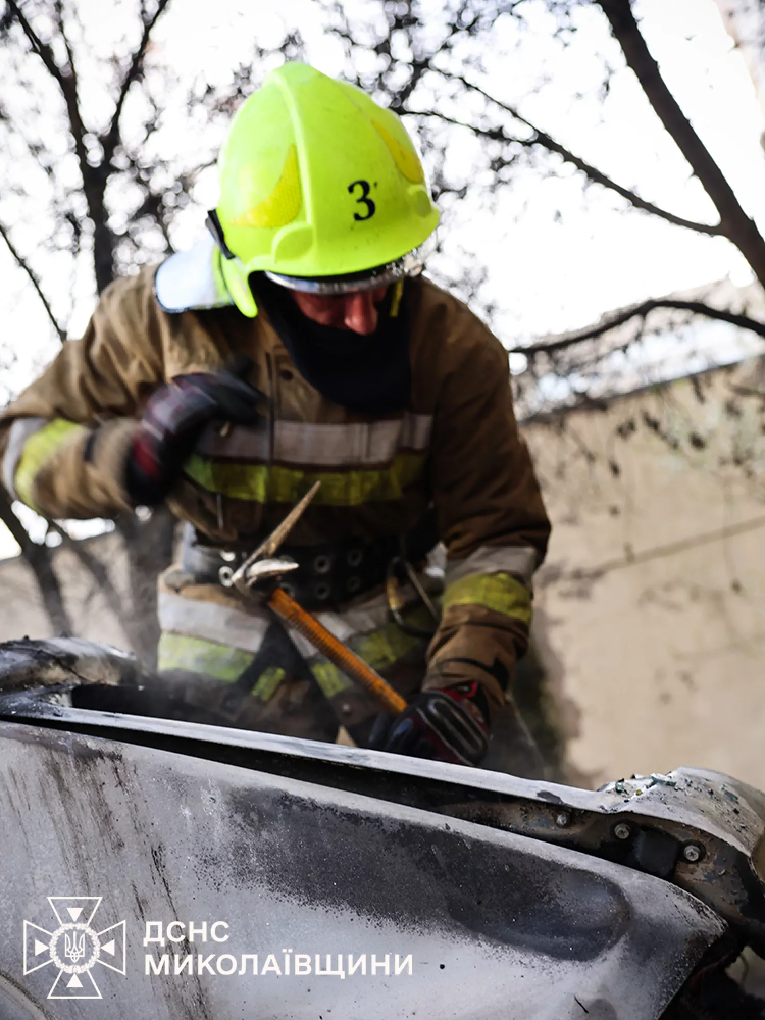 Пожежі в Миколаєві та Первомайську 8 квітня: фото Головного управління ДСНС у Миколаївській області