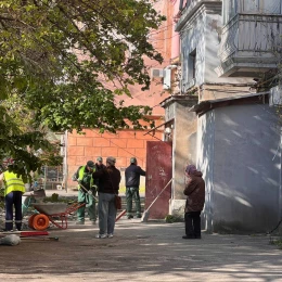 Наслідки атаки безпілотників на центр Миколаєва. Фото: NikVesti