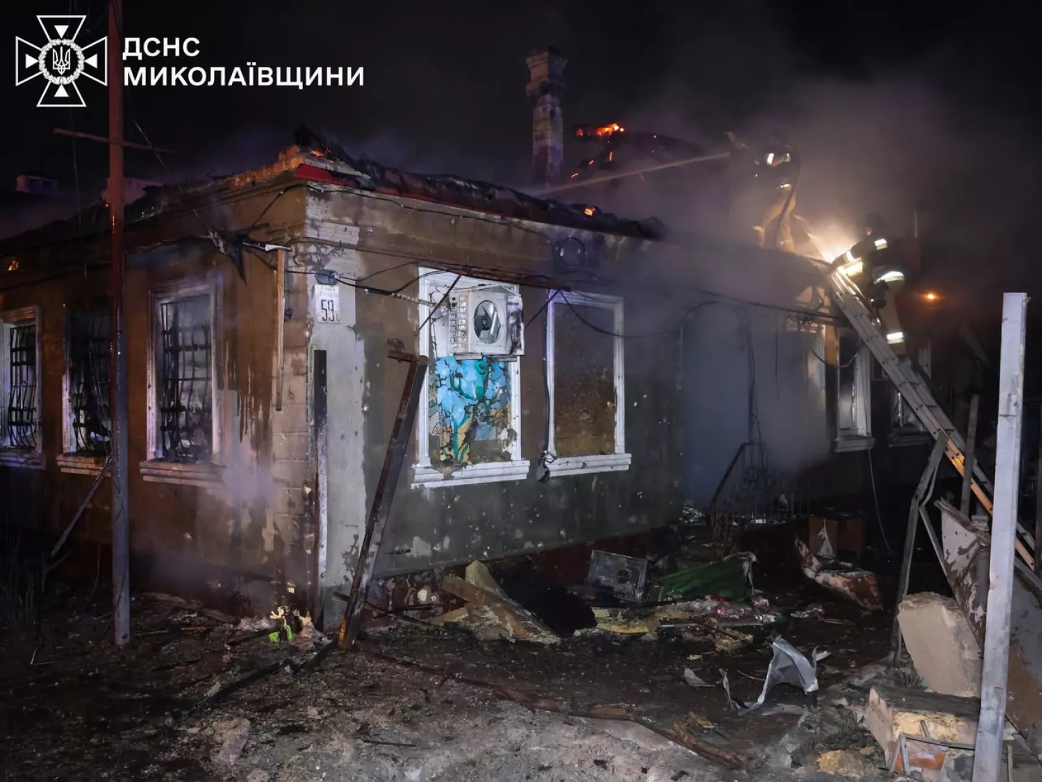 Наслідки обстрілу Миколаєва, фото Головного управління ДСНС