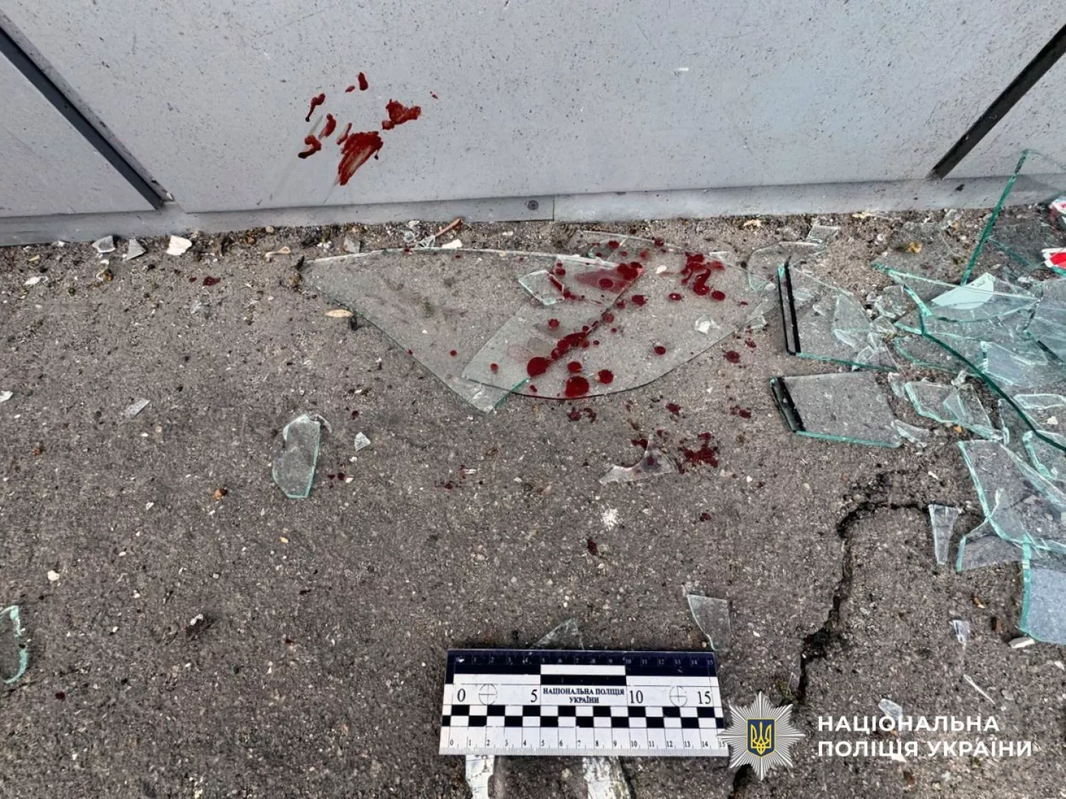 Поліція показала наслідки ударів по Херсону, фото Національної поліції
