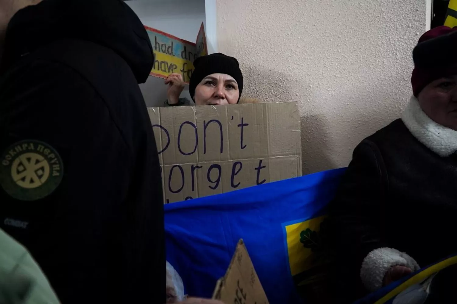 Рідні військовополонених на мітингу у Миколаєві. Фото: телеграм-канал Сєнкевич Online