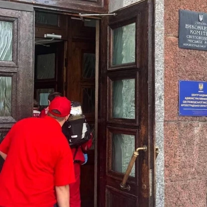 Заступник мера на Кіровоградщині влаштував стрілянину в міськраді. Фото: Світловодська міська рада