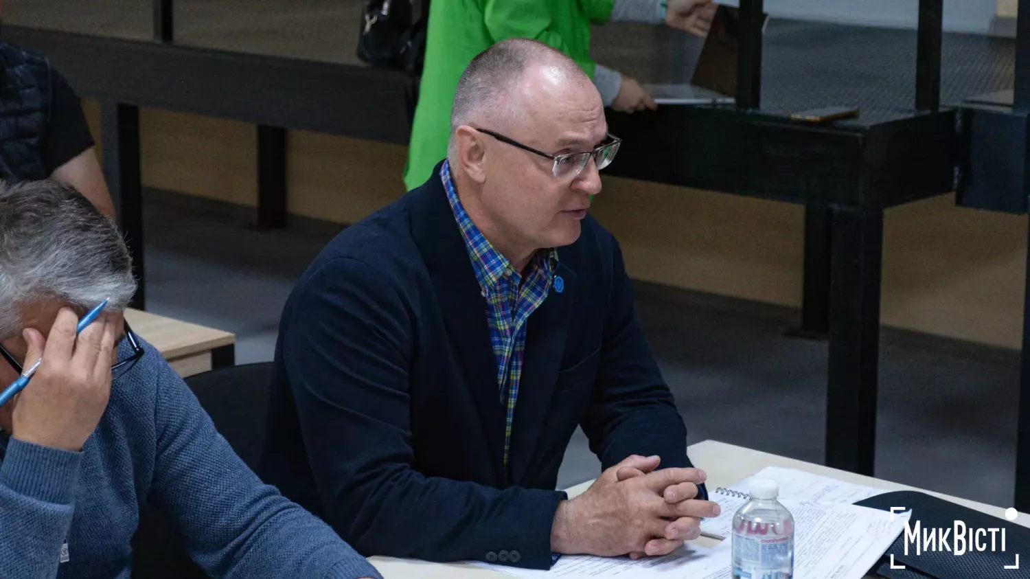 Директор КП «Миколаївводоканал» Геннадій Ізюмов під час апаратної наради, 11 травня. Фото: МикВісті