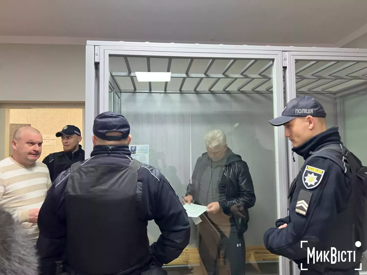 Віктора Прокопчука залишили під вартою у справі про вбивство працівниці сільради. Фото: МикВісті
