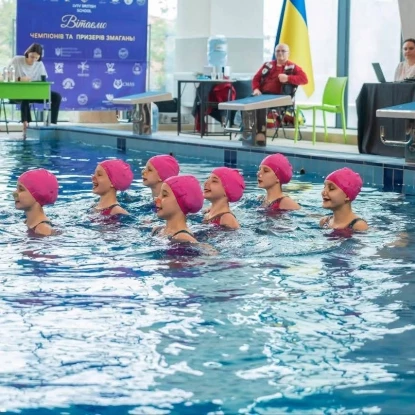 Юні спортсмени на чемпіонаті України з синхронного плавання. Фото: Миколаївська ОВА