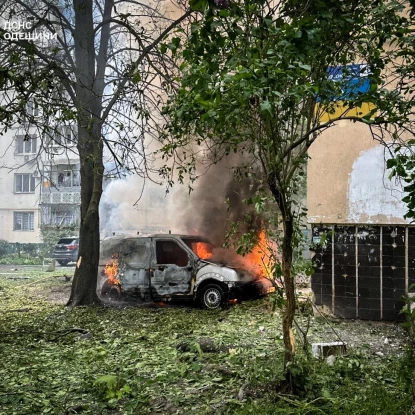 Наслідки атаки по Одесі 13 травня 2026 року. Фото: ДСНС