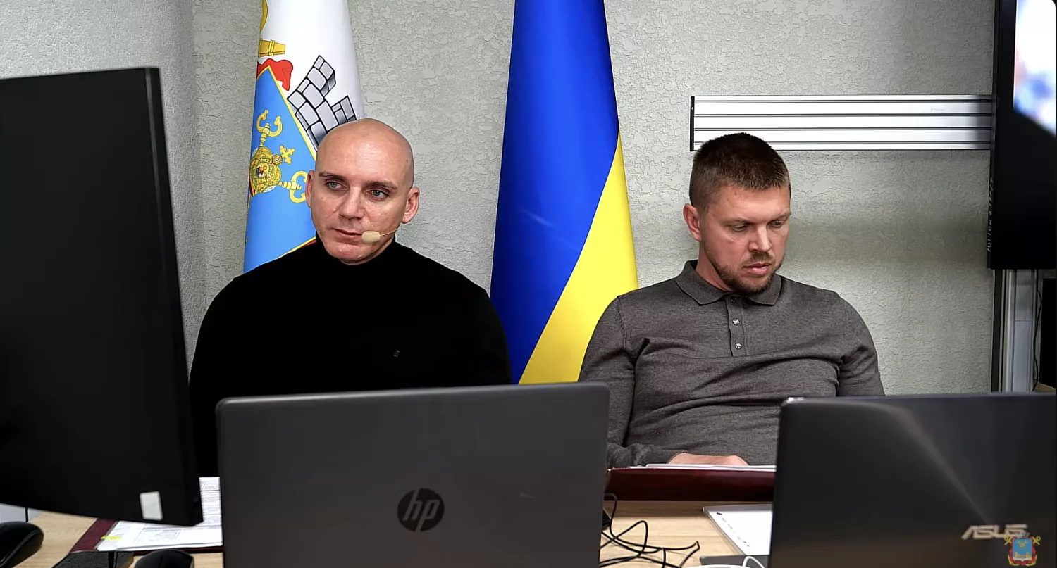 Мер Миколаєва Олександр Сєнкевич та секретар міськради Дмитро Фалько. Скриншоти з онлайн-трансляції