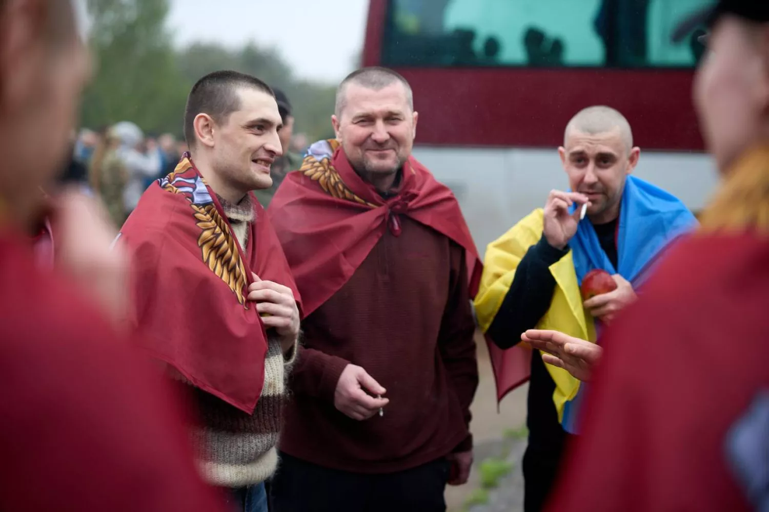 Україна повернула 205 захисників з полону, фото з телеграм каналу Володимира Зеленського
