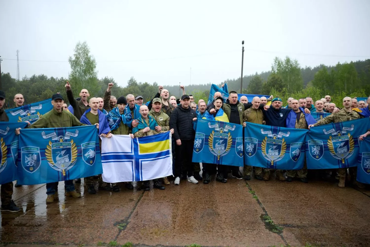Україна повернула 205 захисників з полону, фото з телеграм каналу Володимира Зеленського