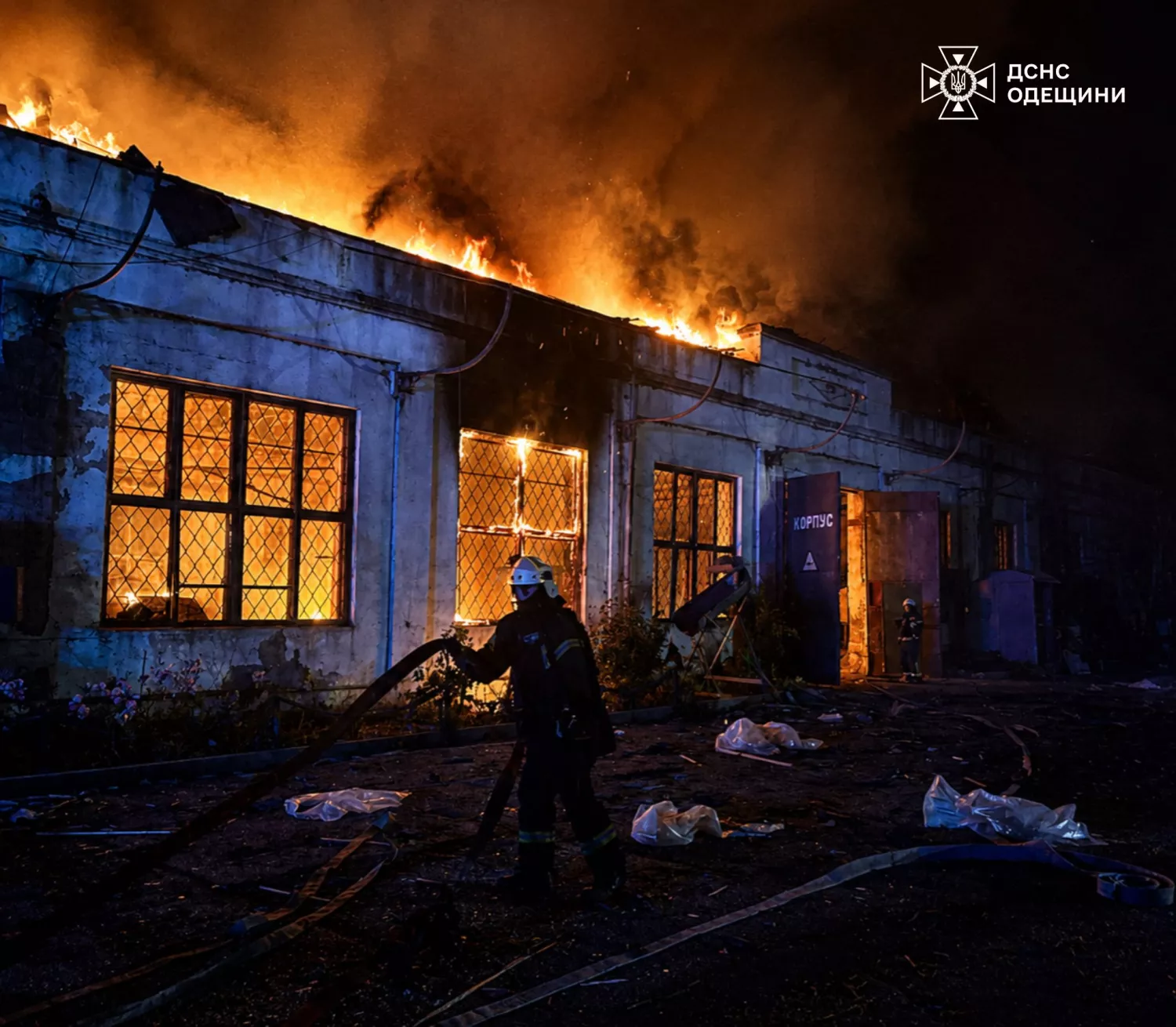 Наслідки обстрілу Одеської області 19 травня. Фото: ДСНС