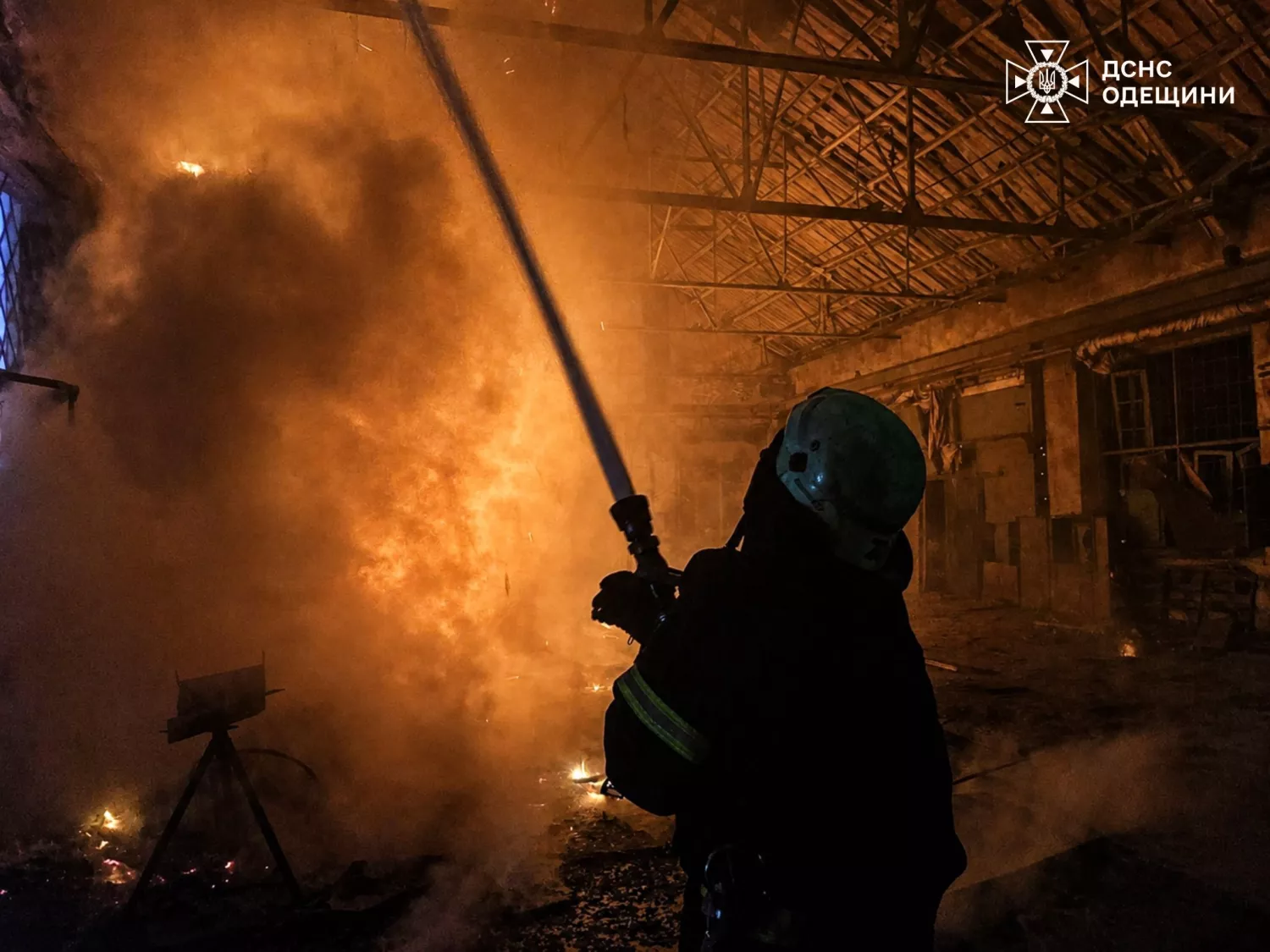 Наслідки обстрілу Одеської області 19 травня. Фото: ДСНС