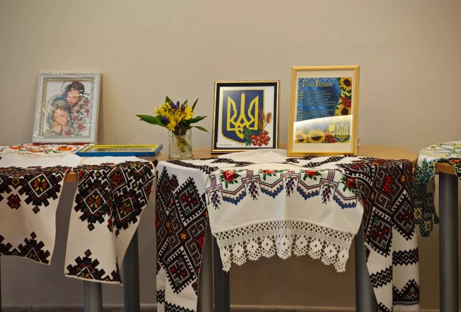 Виставка вишиванок у Вільнюсі. Фото: SVOBODA.FM