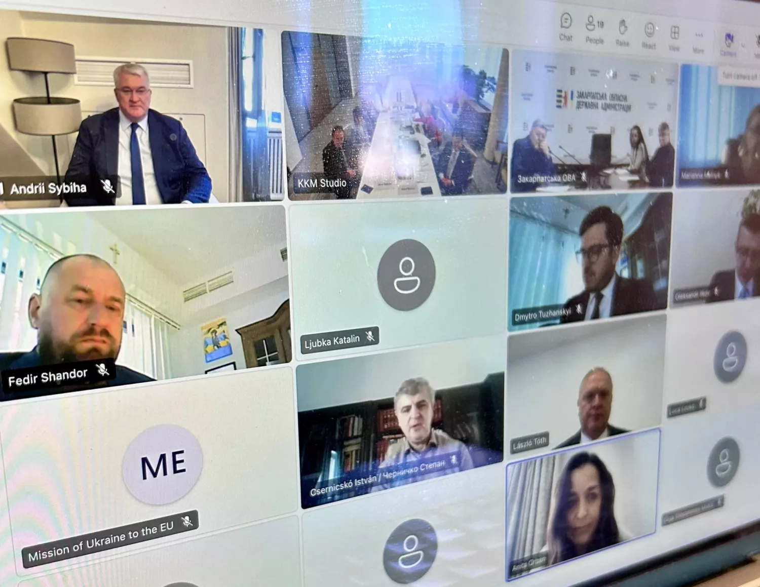 Україна і Угорщина розпочали діалог для відновлення відносин. Фото: Андрій Сибіга
