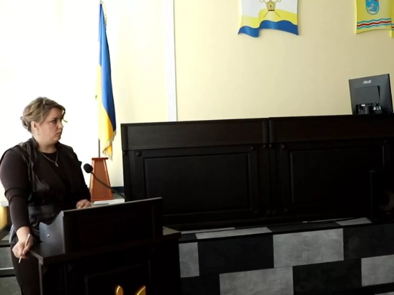 Начальниця управління освіти Надія Молчановська. Скриншот засідання сесії
