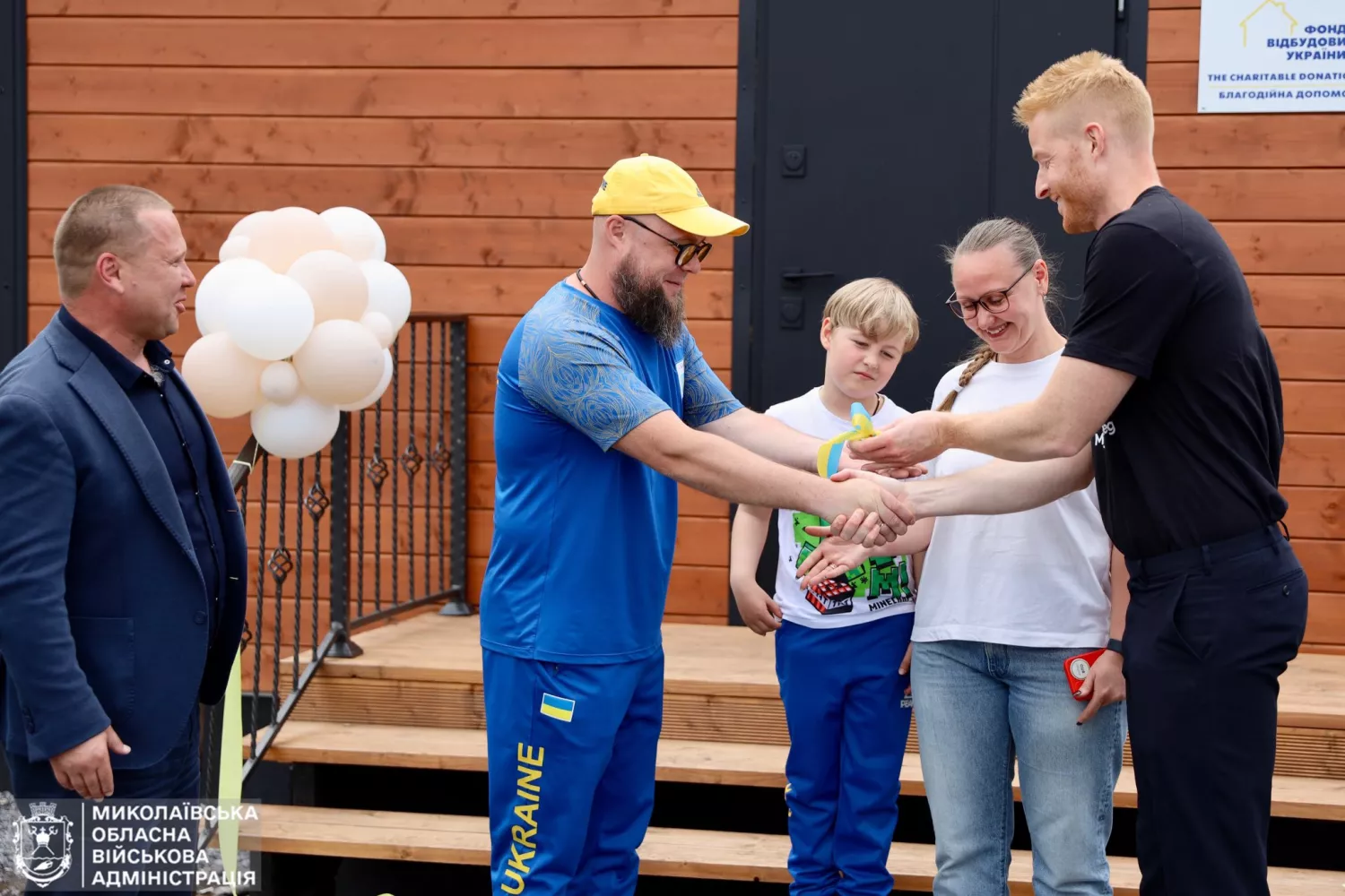 У Новобузькій громаді відкрили модульні будинки для ВПО та фельдшерсько-акушерський пункт. Фото: Миколаївська ОВА