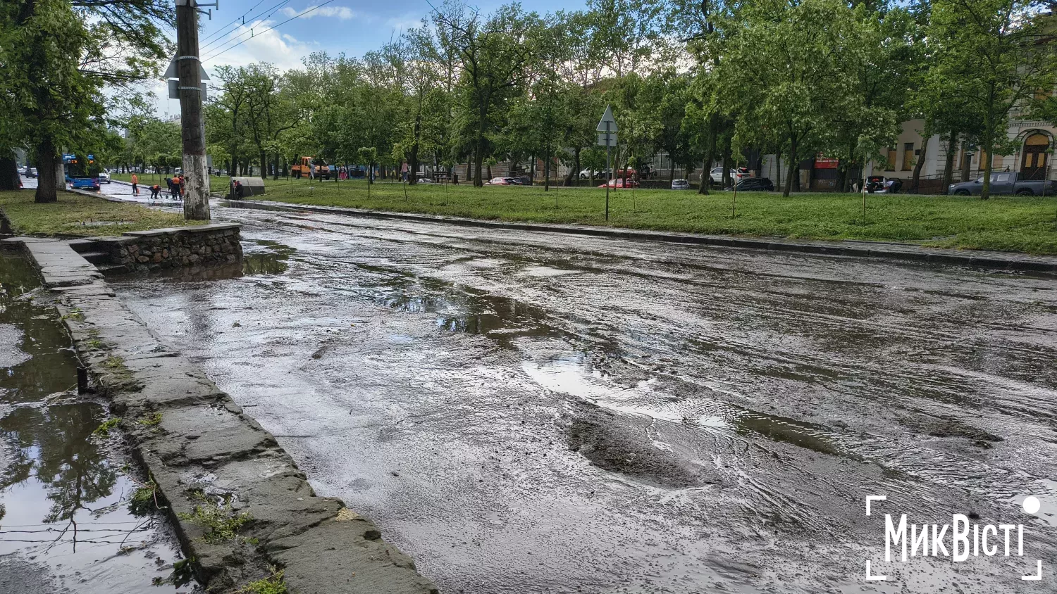 Затоплена &laquo;Дормашина&raquo; після травневої зливи у Миколаєві. Фото: МикВісті