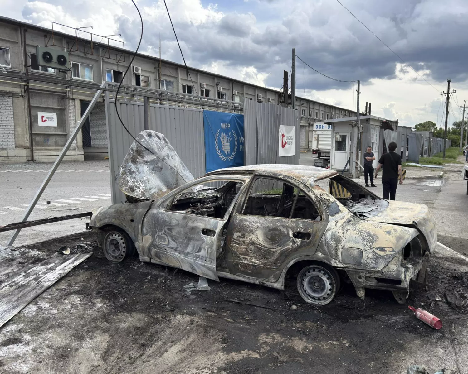 У Дніпрі російська ракета знищила склад гуманітарної допомоги ООН. Фото: WFP