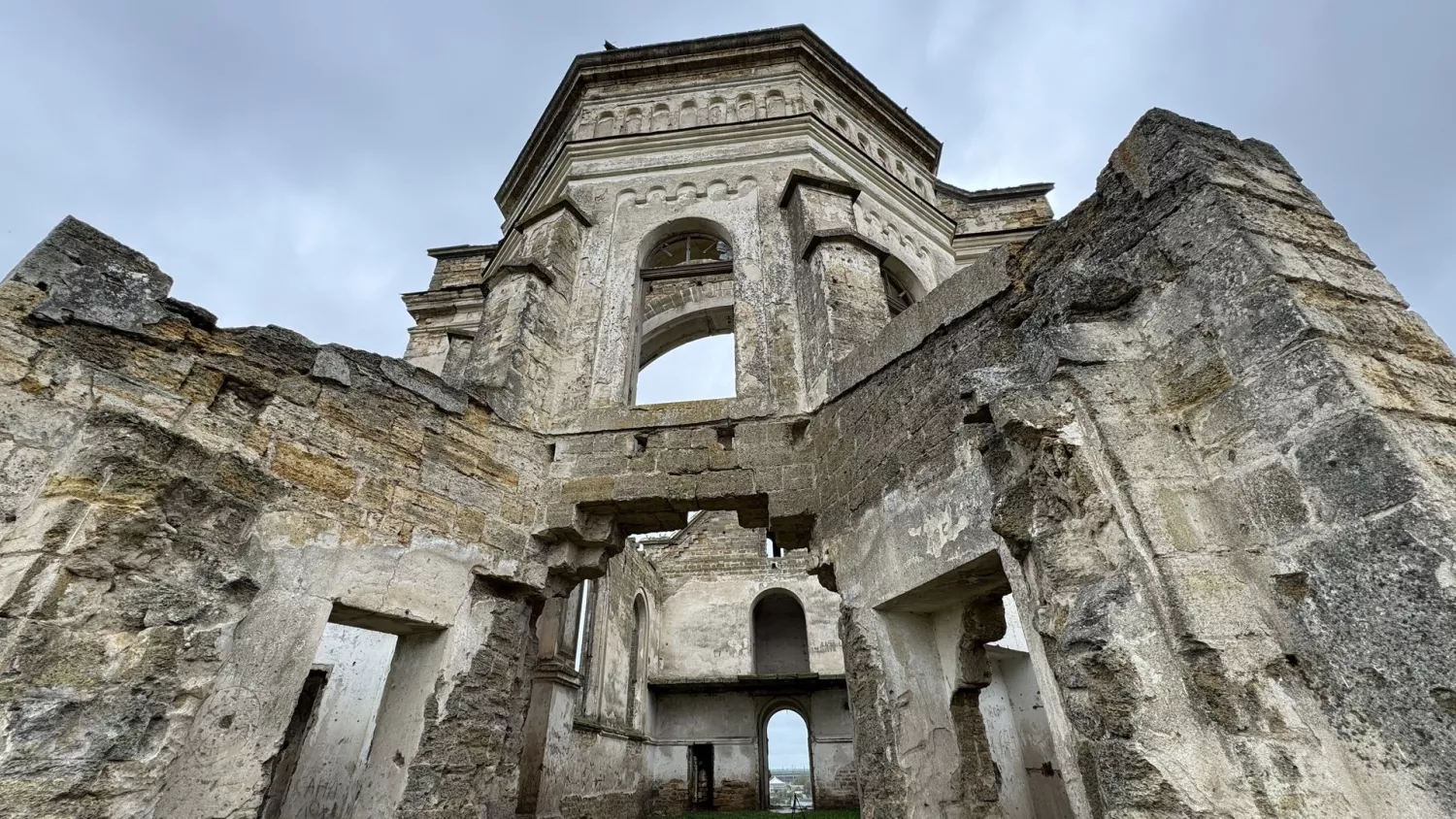 Католицький храм у Краснопіллі. Фото: Суспільне.Миколаїв/Юлія Голокоз