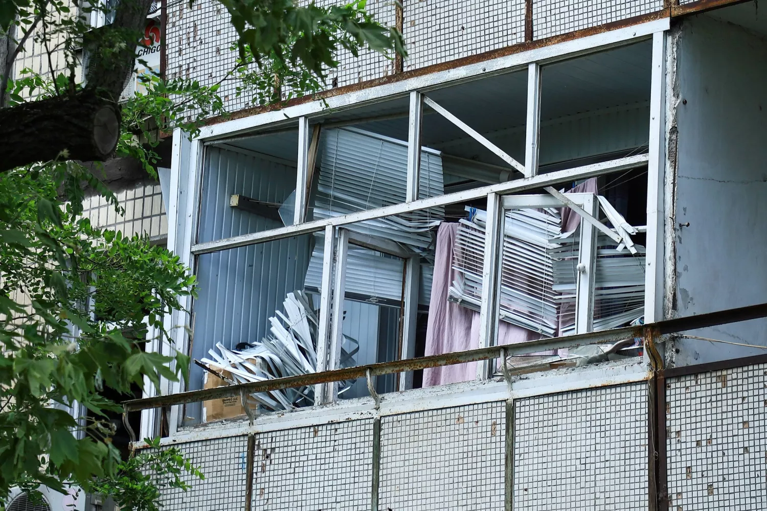 Наслідки обстрілу Миколаєва 28 травня. Фото: Олександр Сєнкевич