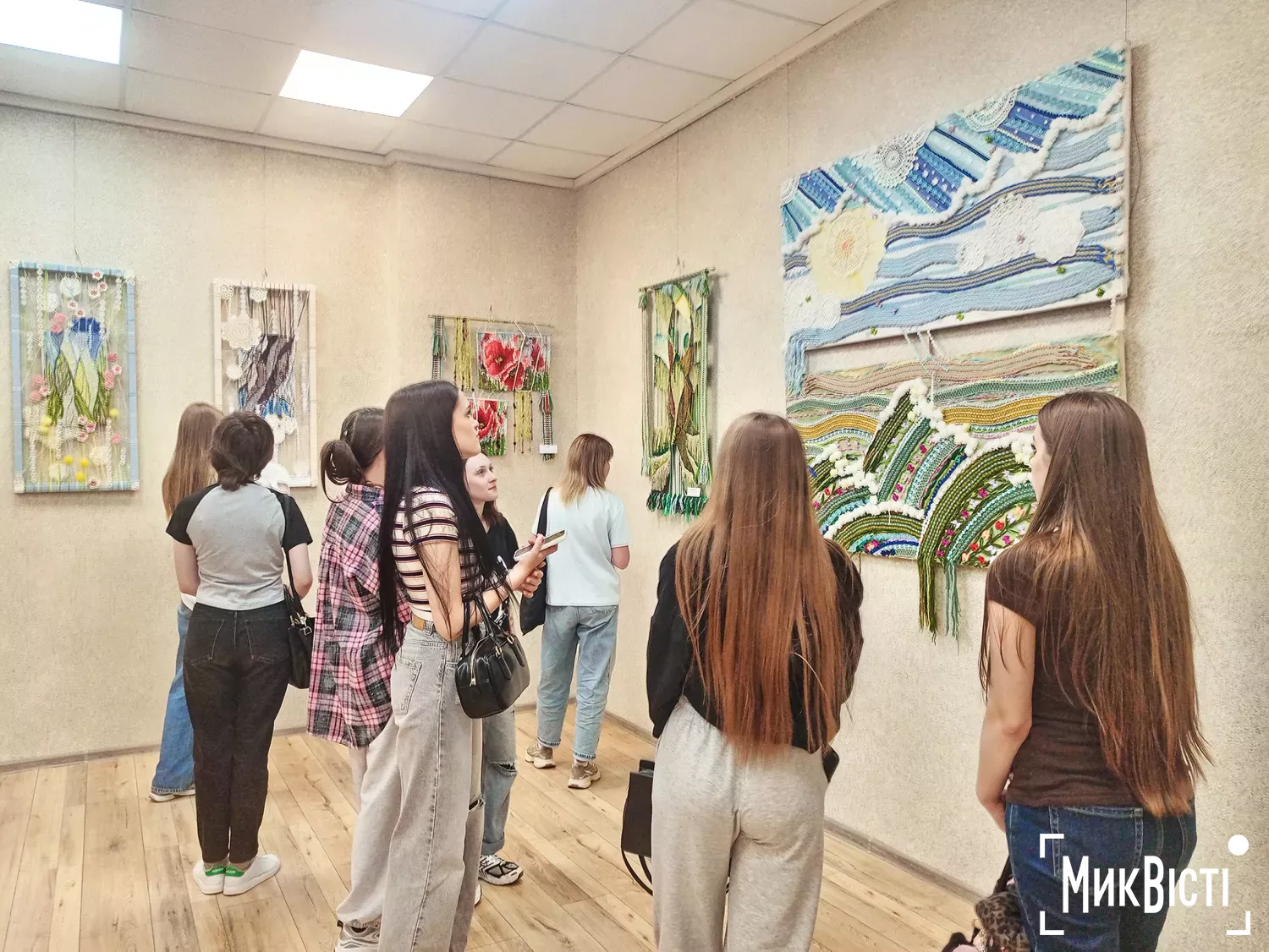 Роботи миколаївських митців на нових виставках у місті, фото МикВісті