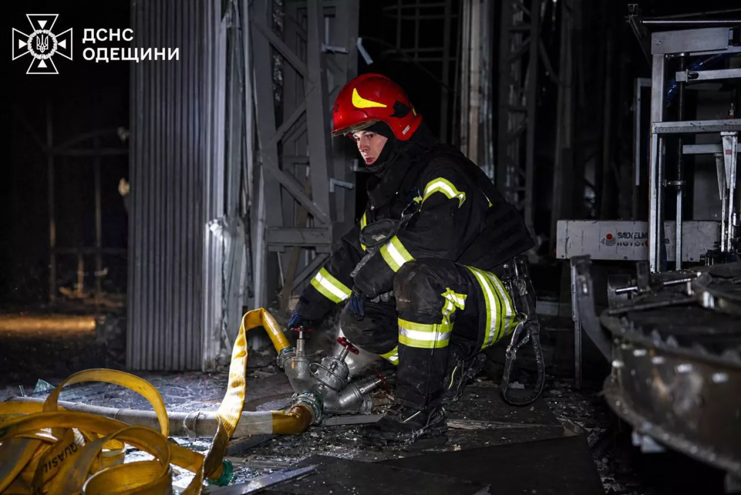 Наслідки обстрілу Одещини. Фото: ДСНС