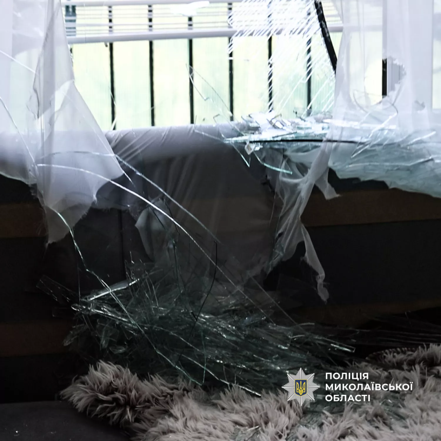Наслідки ракетного удару по Миколаєву 3 травня. Фото: Нацполіція
