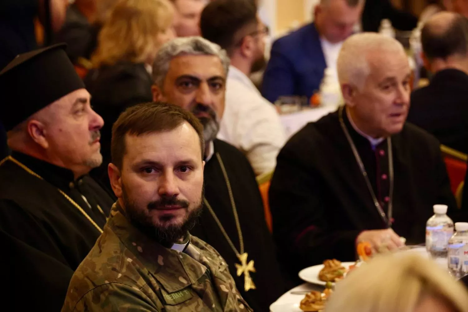 В Одесі відбувся молитовний сніданок за участі українських та міжнародних гостей. Фото: Одеська міська рада