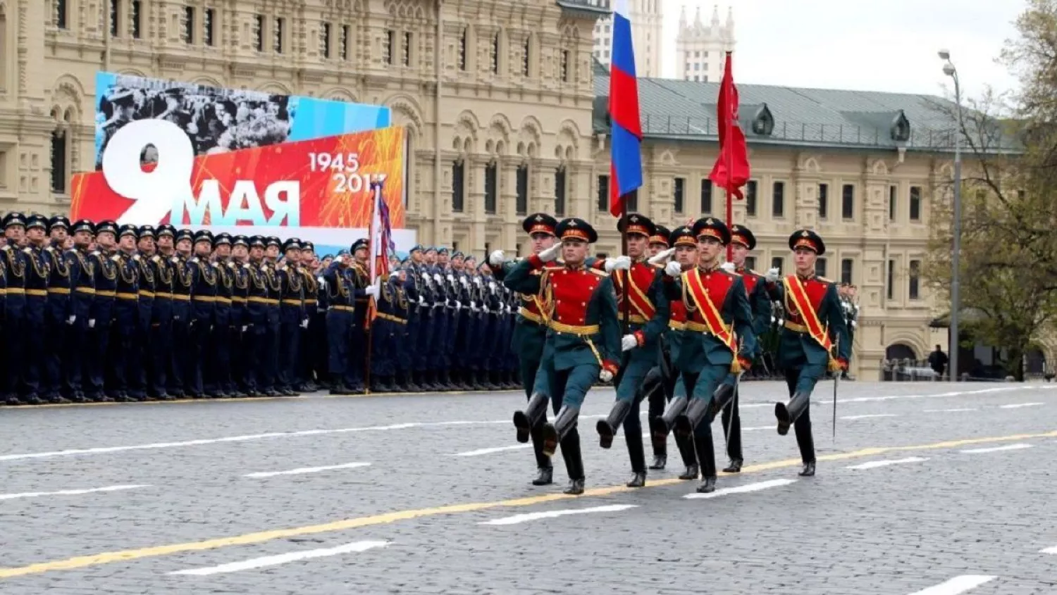 Зеленський припустив появу українських дронів під час параду у Москві. Сайт Кремля