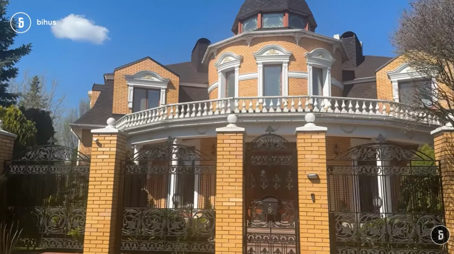 Котедж, який орендує нардеп Ігор Негулевський. Скриншот відео Bihus.info