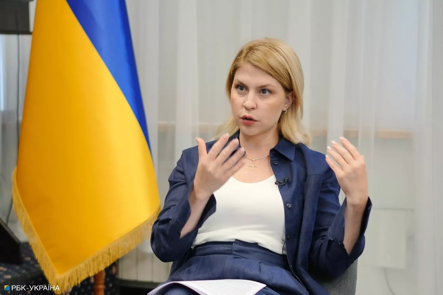 Стефанішина заявила, що США планують скасувати обмеження на імпорт української зброї. Фото: РБК-Україна