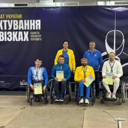Спортсмени Миколаївщини вибороли 7 нагород на чемпіонаті України з фехтування на візках. Фото: Миколаївський Інваспорт