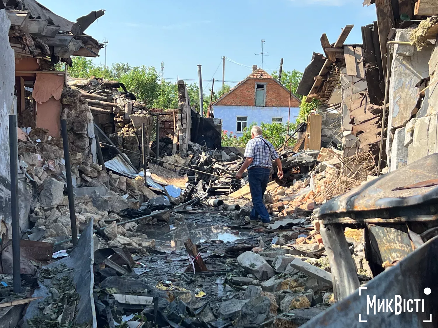 Наслідки атаки «Шахедів» на Миколаїв у ніч на 12 червня, фото «NikVesti»