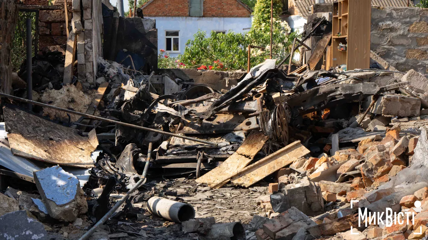 Наслідки нічного обстрілу Миколаєва 12 червня. Фото: МикВісті, Кірілл Витвицький