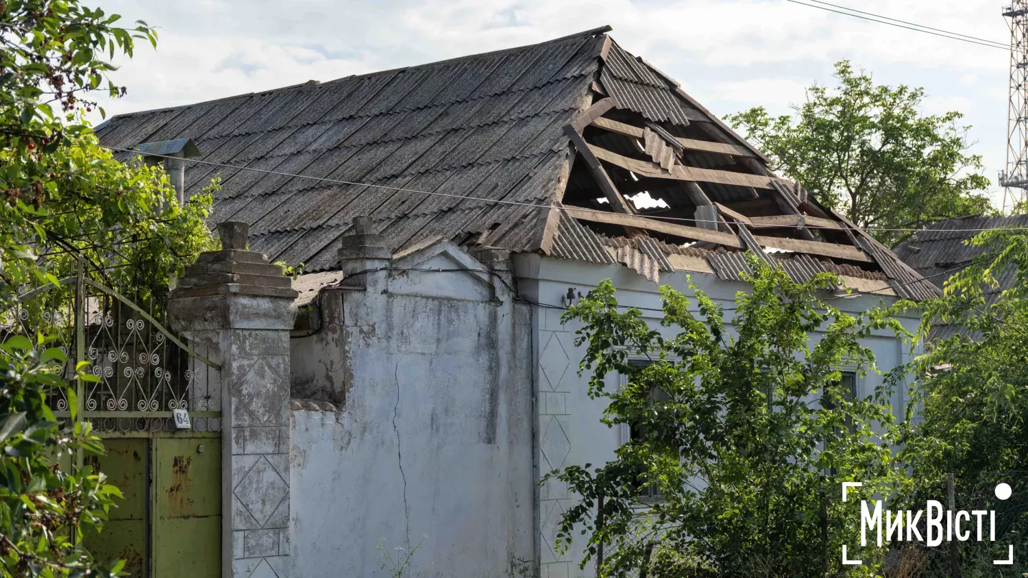 Наслідки нічного обстрілу Миколаєва 12 червня. Фото: МикВісті, Кірілл Витвицький