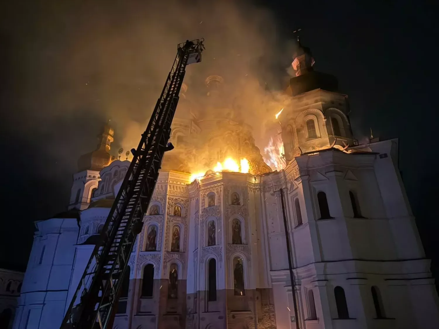 Атака 15 червня на Києво-Печерську лавру, фото Тетяна Бережна